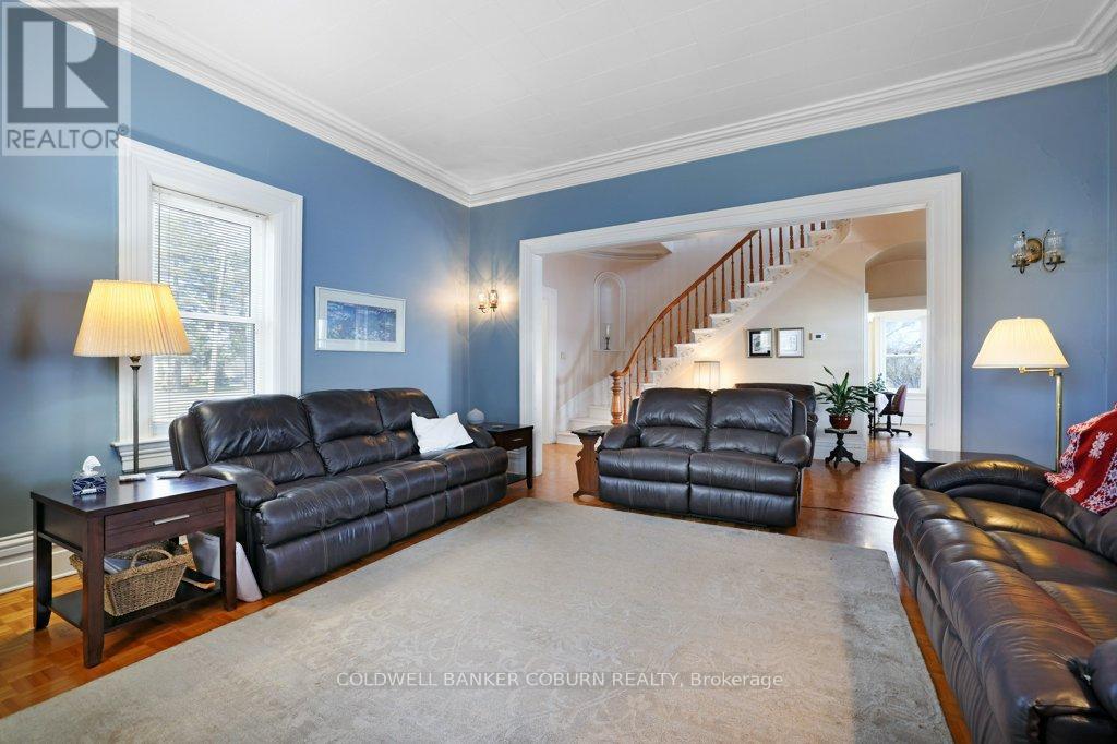 81 Lakeshore Drive, South Dundas, Ontario  K0C 1X0 - Photo 11 - X12870366