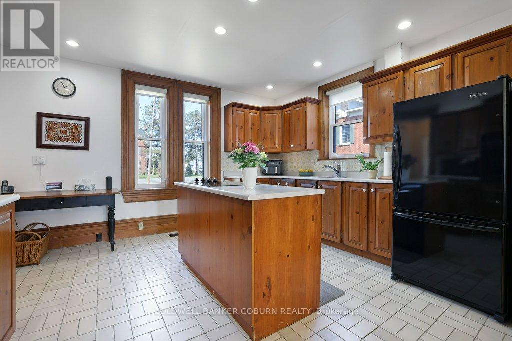 81 Lakeshore Drive, South Dundas, Ontario  K0C 1X0 - Photo 14 - X12870366