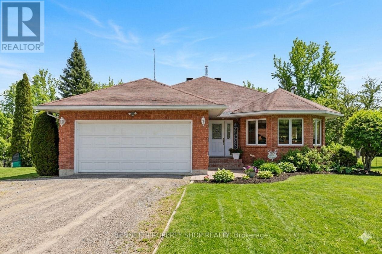 579 KELLY-JORDAN ROAD, Montague, Ontario