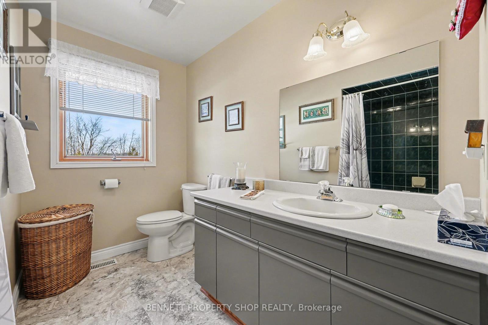 579 Kelly-Jordan Road, Montague, Ontario  K7A 4S4 - Photo 12 - X12872034