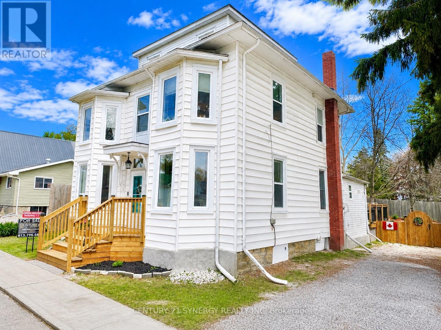 3 Reid Street, Athens, Ontario  K0E 1B0 - Photo 4 - X12872758