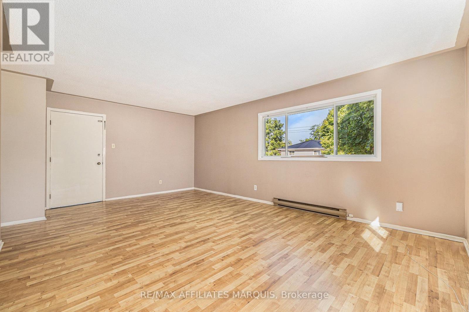 71 Stephen Street, Smiths Falls, Ontario  K7A 1K7 - Photo 10 - X12873084