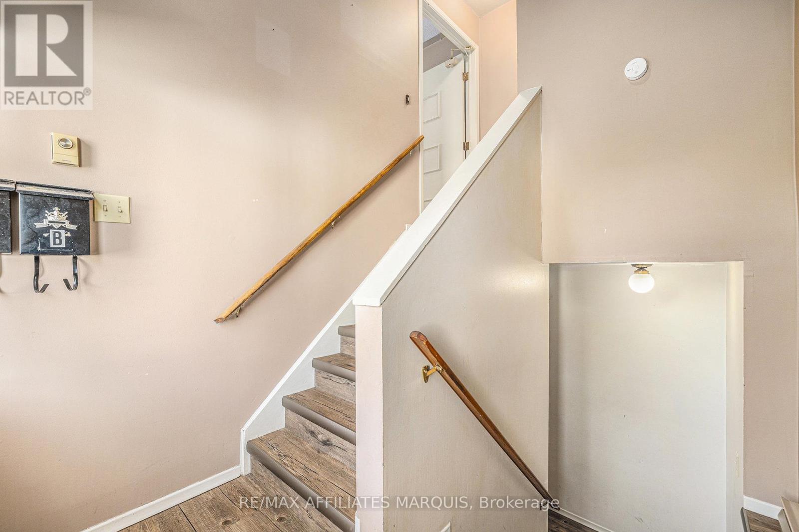 71 Stephen Street, Smiths Falls, Ontario  K7A 1K7 - Photo 4 - X12873084