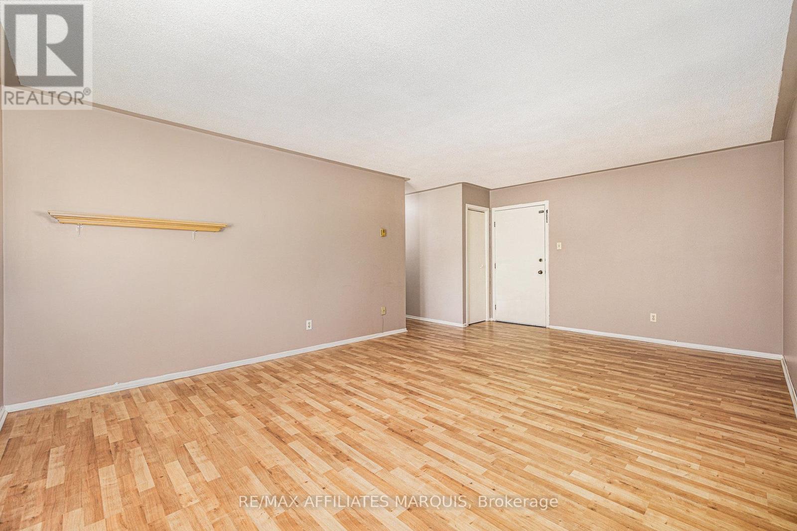 71 Stephen Street, Smiths Falls, Ontario  K7A 1K7 - Photo 9 - X12873084