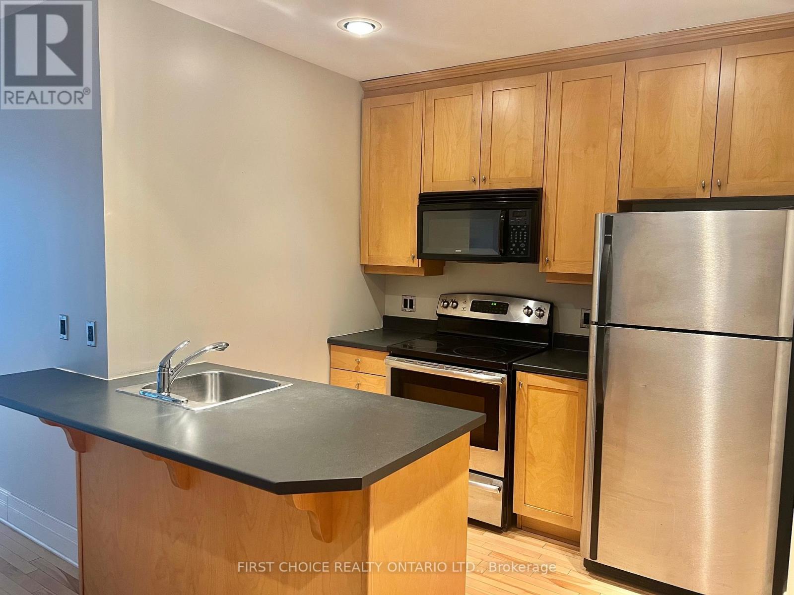 805 - 375 Lisgar Street, Ottawa, Ontario  K2P 0E3 - Photo 4 - X12873404