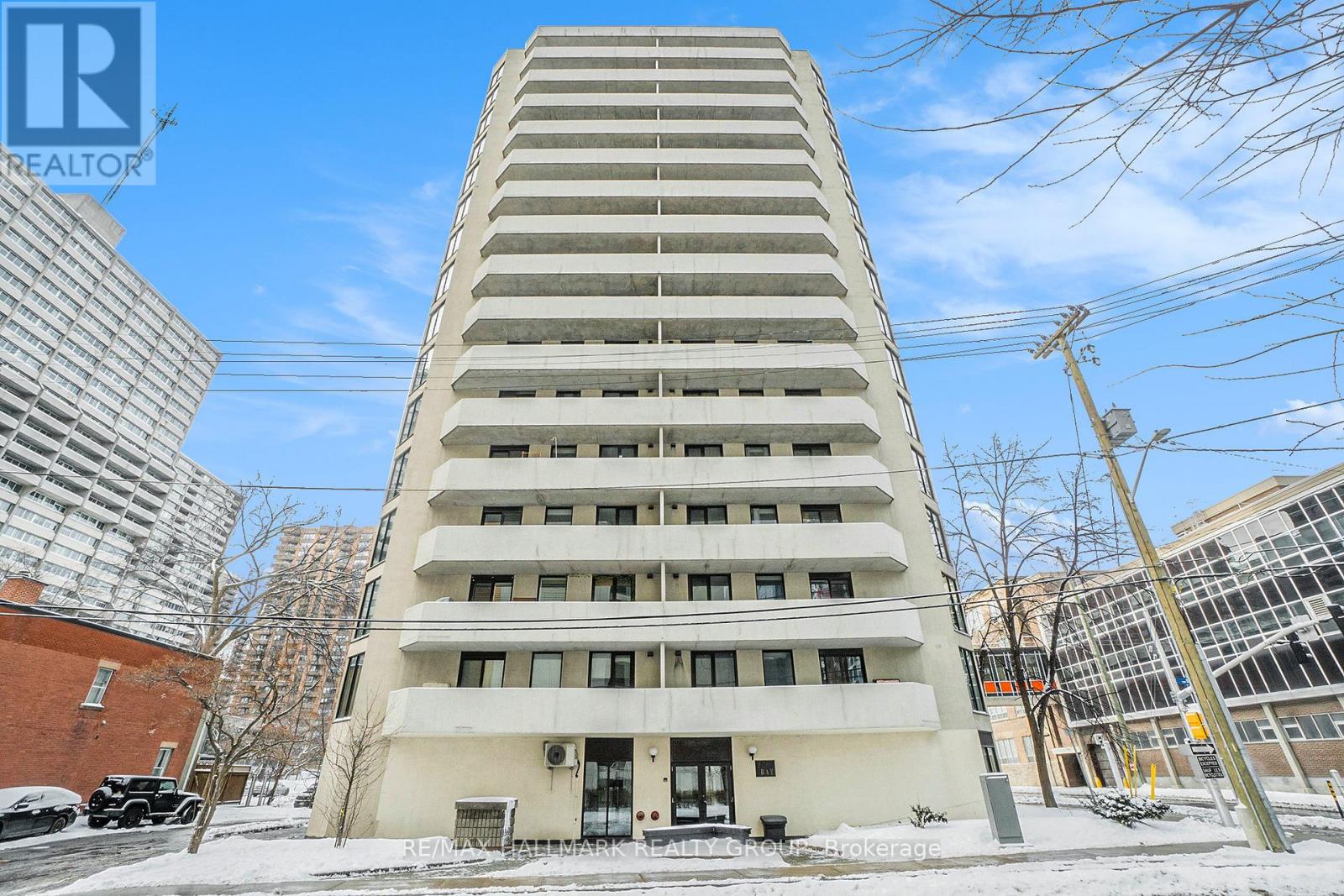 1102 - 200 BAY STREET, Ottawa, Ontario