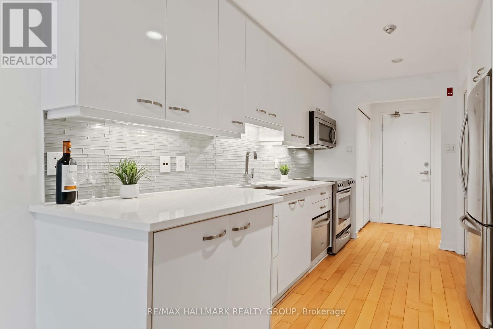 15 - 202 St Patrick Street, Ottawa, Ontario  K1N 5K3 - Photo 6 - X12875004