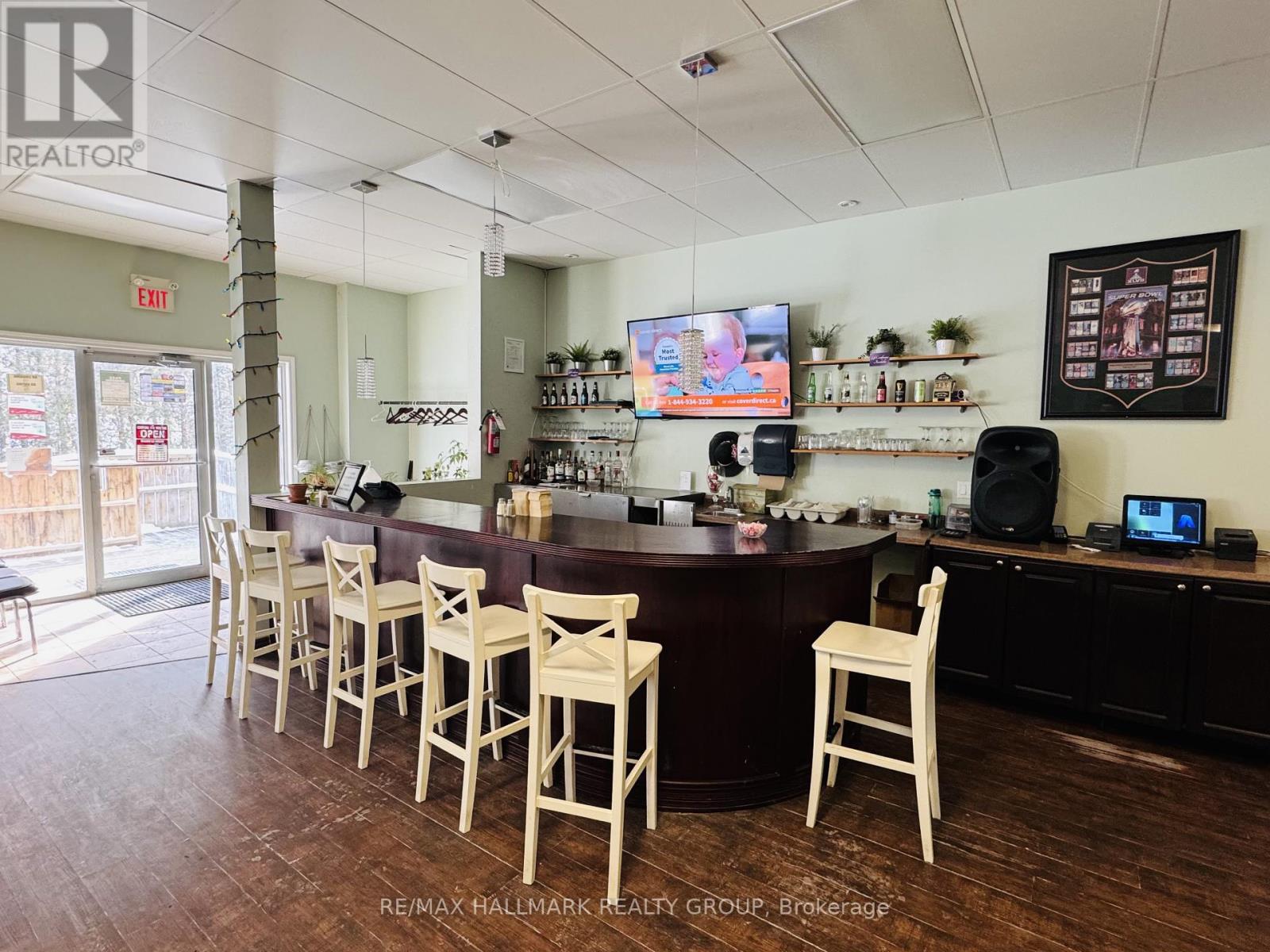 33 Queen St Street, North Stormont, Ontario  K0A 1R0 - Photo 3 - X12875904