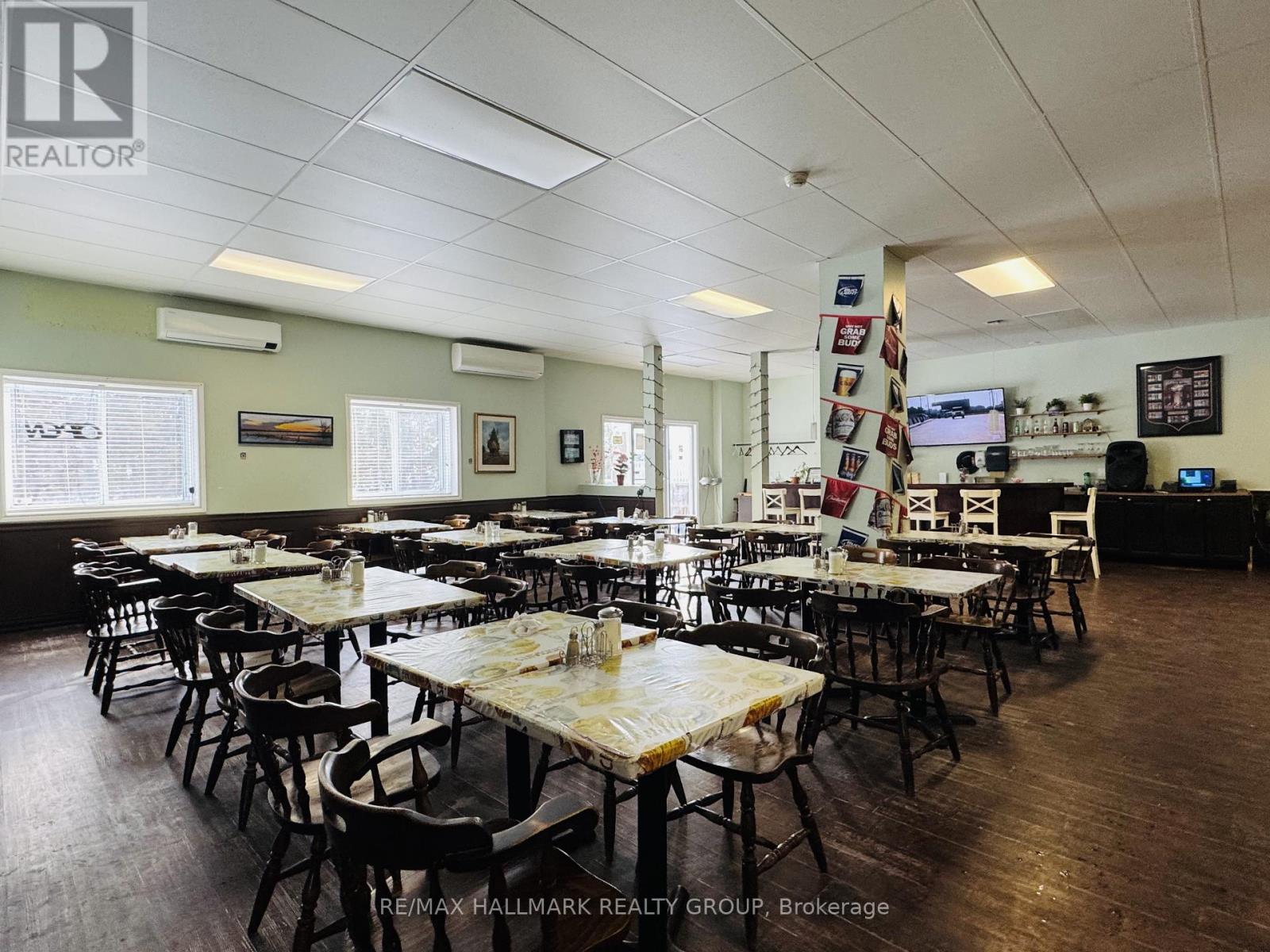 33 Queen St Street, North Stormont, Ontario  K0A 1R0 - Photo 5 - X12875904