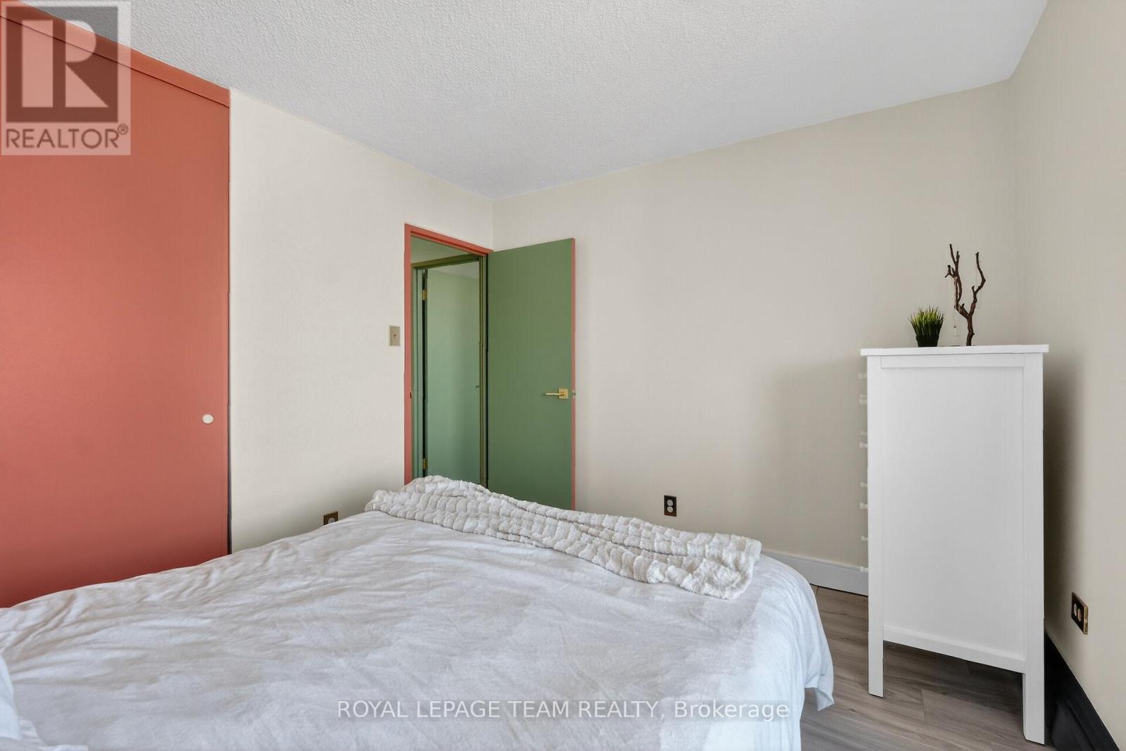 1809 - 515 St Laurent Boulevard S, Ottawa, Ontario  K1K 3X5 - Photo 26 - X12876140