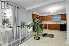 456 Blake Boulevard, Ottawa, Ontario  K1K 1B1 - Photo 6 - X12876176
