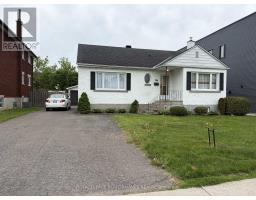 456 BLAKE BOULEVARD, Ottawa, Ontario