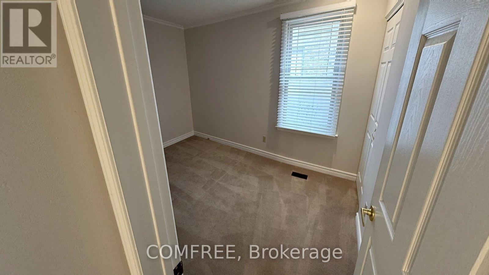 20 Lynngate Court, London South, Ontario  N6K 1S4 - Photo 12 - X12876330