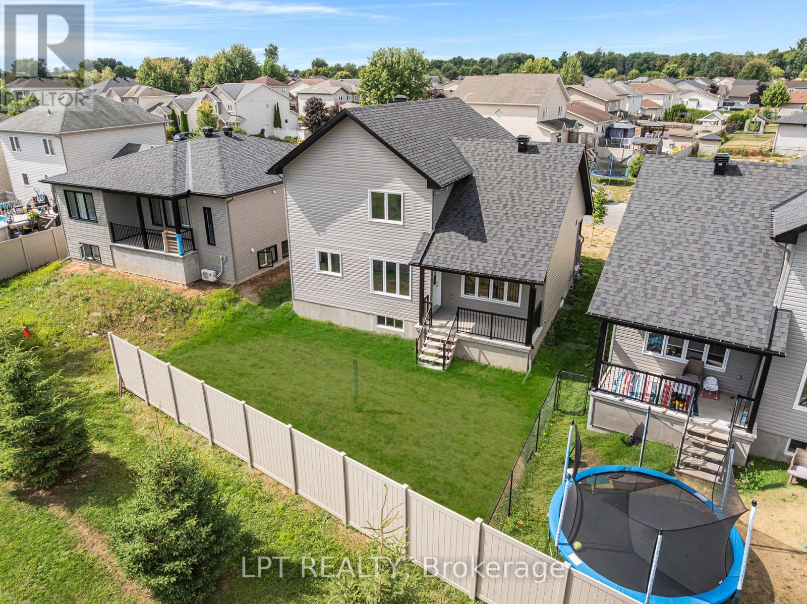 75 Chateauguay Street, Russell, Ontario  K0A 1W0 - Photo 42 - X12822910