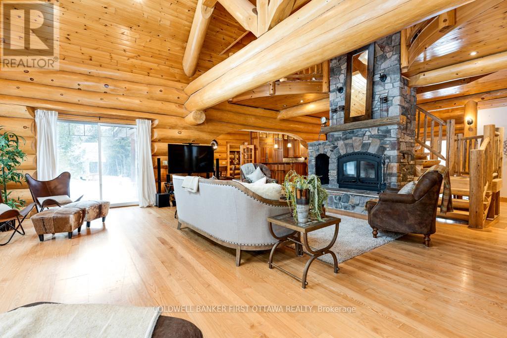 2467 Darling Road, Lanark Highlands, Ontario  K0A 1P0 - Photo 7 - X12880130