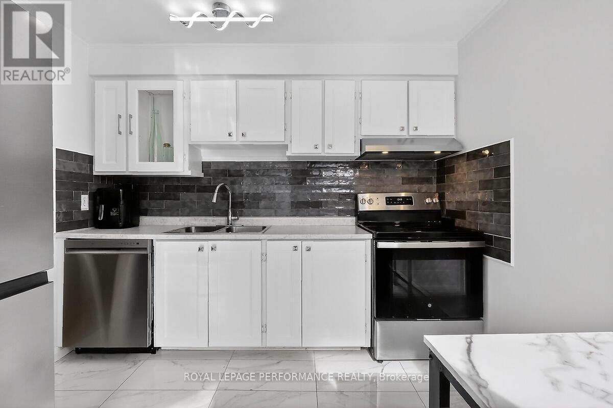 42 Compata Way, Ottawa, Ontario  K1B 4W9 - Photo 14 - X12881084