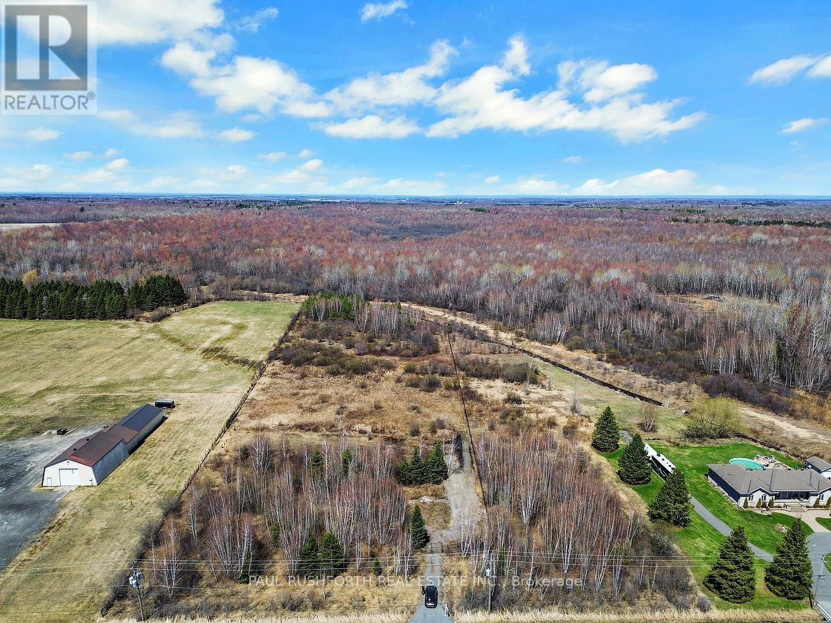 2667 Russland Road, Ottawa, Ontario  K0A 3H0 - Photo 14 - X12881396