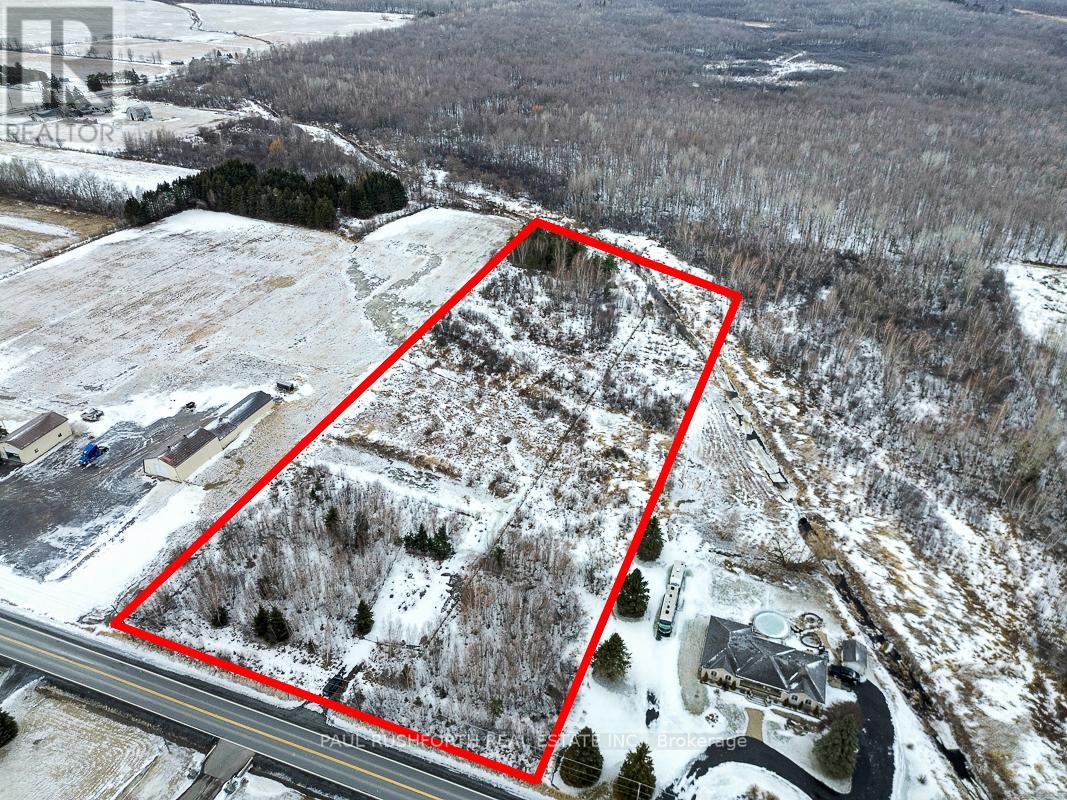 2667 Russland Road, Ottawa, Ontario  K0A 3H0 - Photo 17 - X12881396