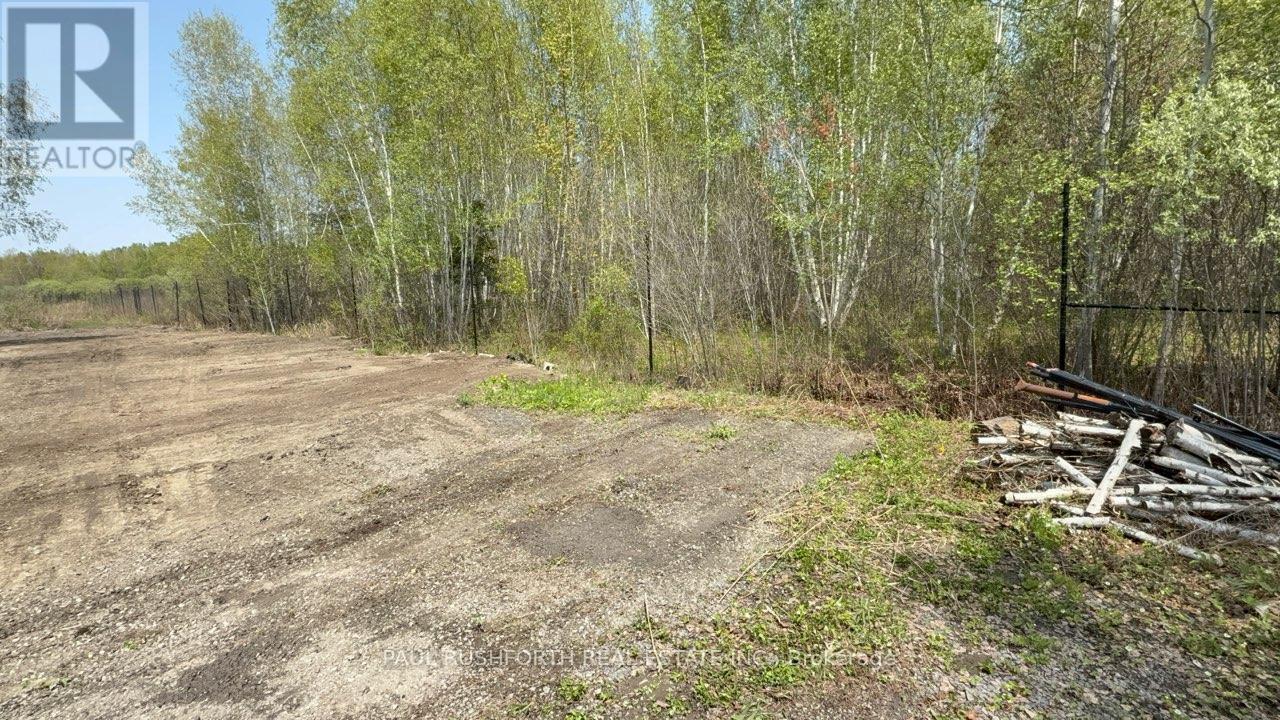 2667 Russland Road, Ottawa, Ontario  K0A 3H0 - Photo 6 - X12881396