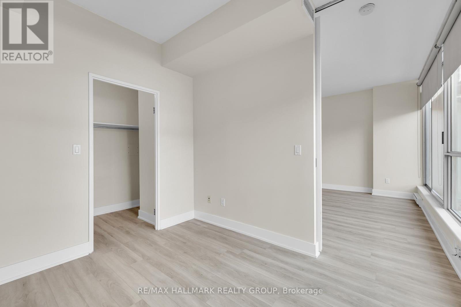 210 - 180 York Street, Ottawa, Ontario  K1N 1J6 - Photo 11 - X12881490