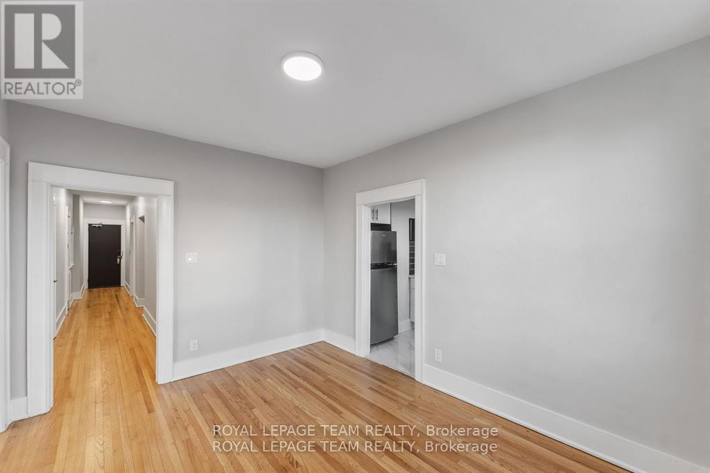 30 - 407 Elgin Street, Ottawa, Ontario  K2P 1N2 - Photo 4 - X12881798