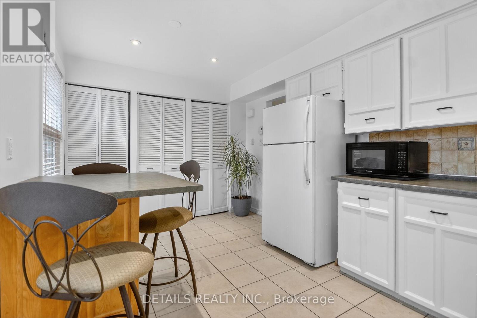 40 Appleby Private, Ottawa, Ontario  K2C 3P4 - Photo 6 - X12883514
