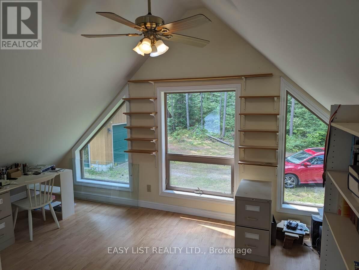 35692 Hwy 17, Laurentian Hills, Ontario  K0J 1P0 - Photo 29 - X12884034
