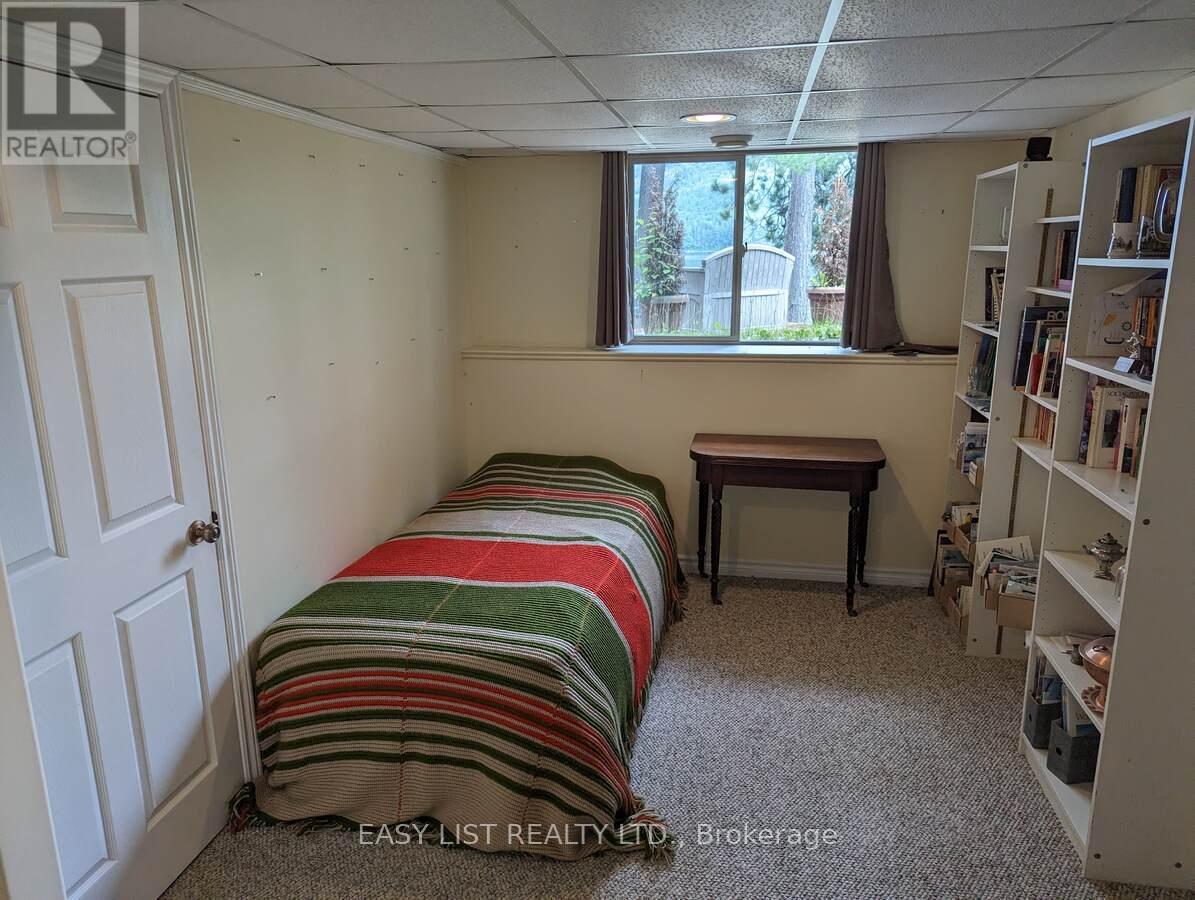 35692 Hwy 17, Laurentian Hills, Ontario  K0J 1P0 - Photo 40 - X12884034