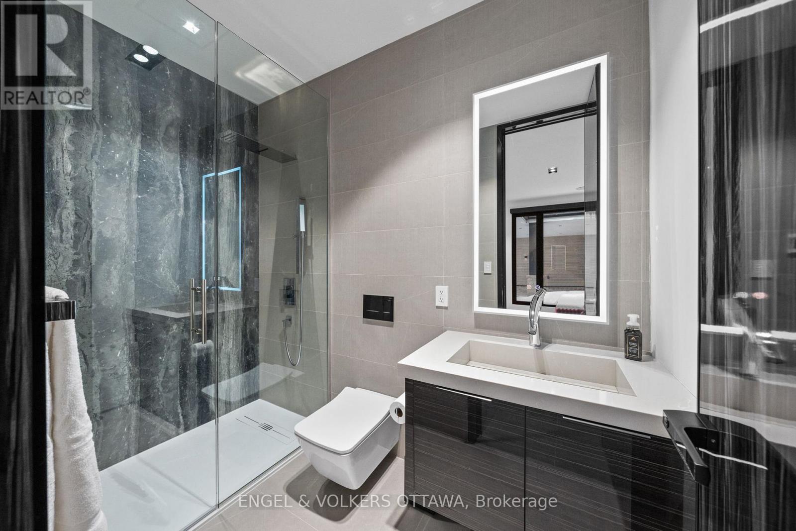 1 Delong Drive, Ottawa, Ontario  K1J 7E7 - Photo 18 - X12884522