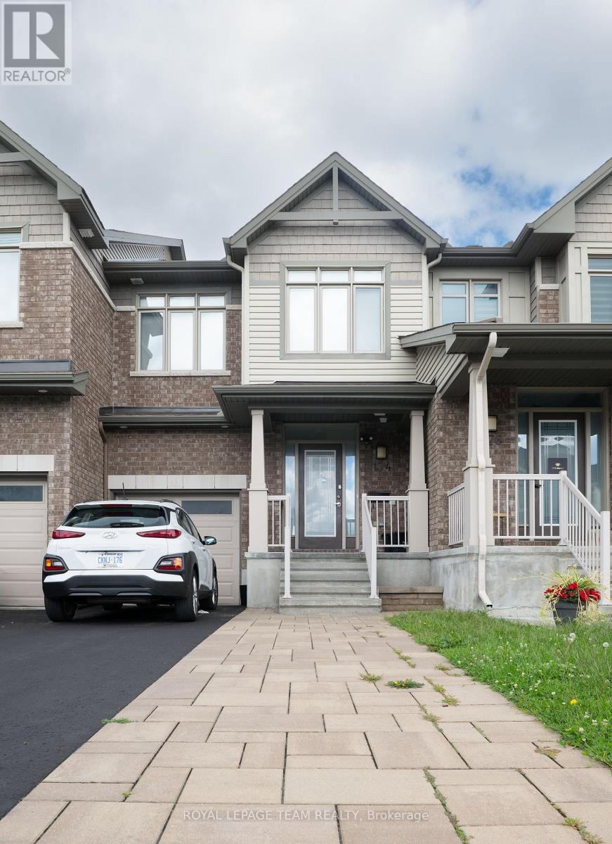 174 HAWKSHAW CRESCENT, Ottawa, Ontario