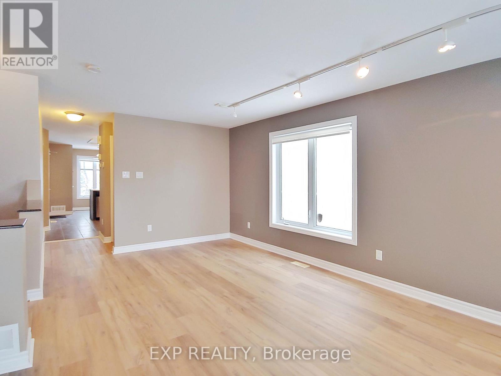 B - 605 Chapman Mills Drive, Ottawa, Ontario  K2J 5T1 - Photo 10 - X12885464