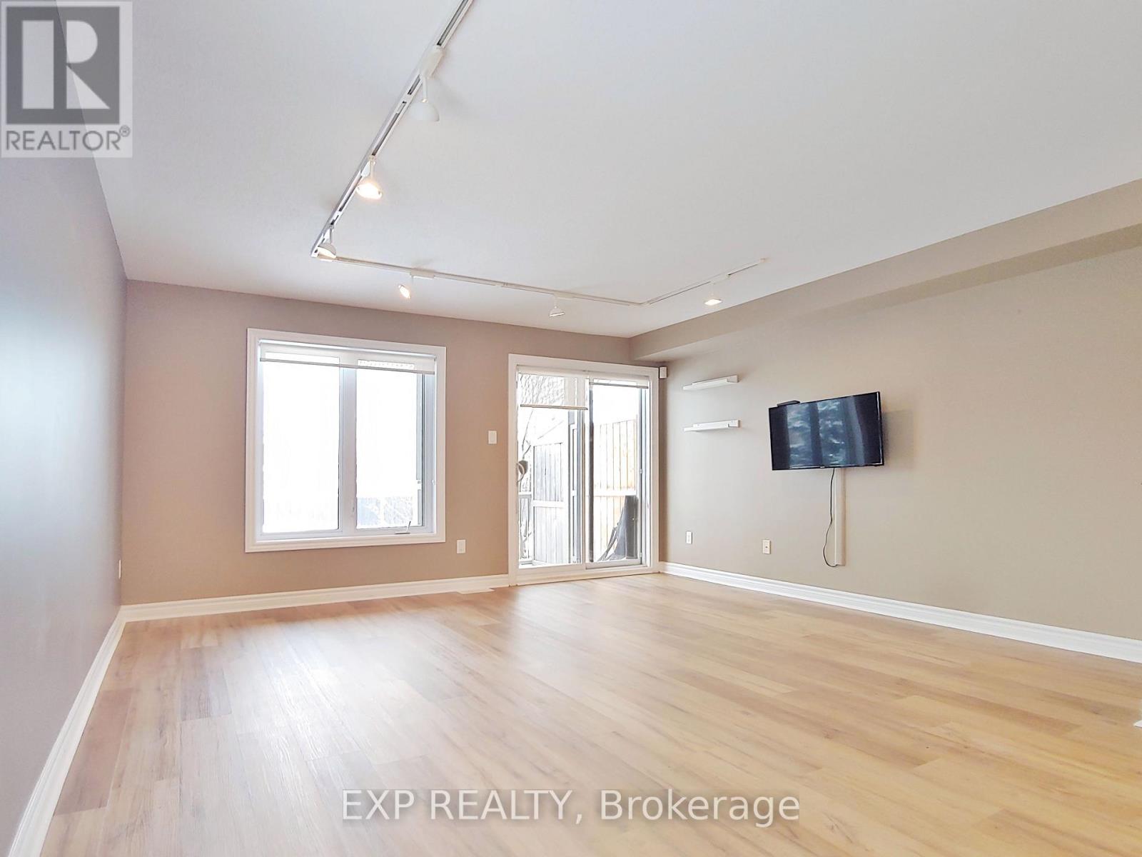 B - 605 Chapman Mills Drive, Ottawa, Ontario  K2J 5T1 - Photo 12 - X12885464