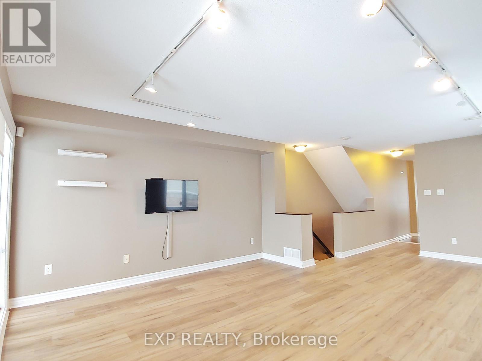 B - 605 Chapman Mills Drive, Ottawa, Ontario  K2J 5T1 - Photo 13 - X12885464