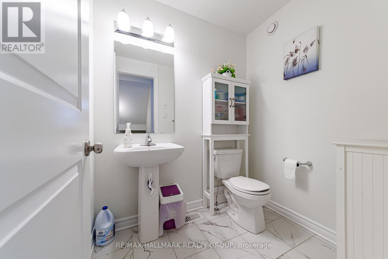 43 Cento Way, Ottawa, Ontario  K2S 0W4 - Photo 11 - X12888226