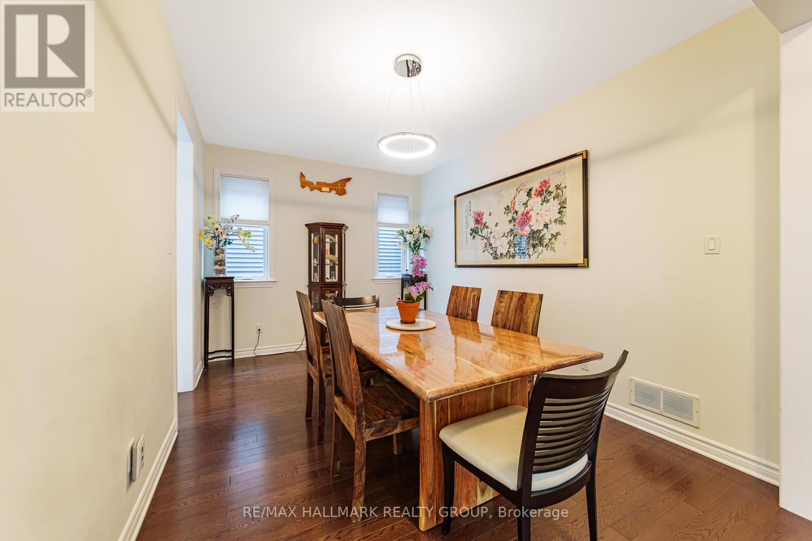 43 Cento Way, Ottawa, Ontario  K2S 0W4 - Photo 12 - X12888226