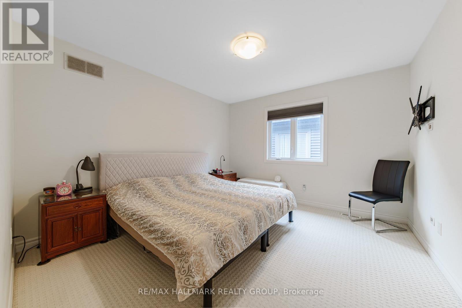 43 Cento Way, Ottawa, Ontario  K2S 0W4 - Photo 33 - X12888226