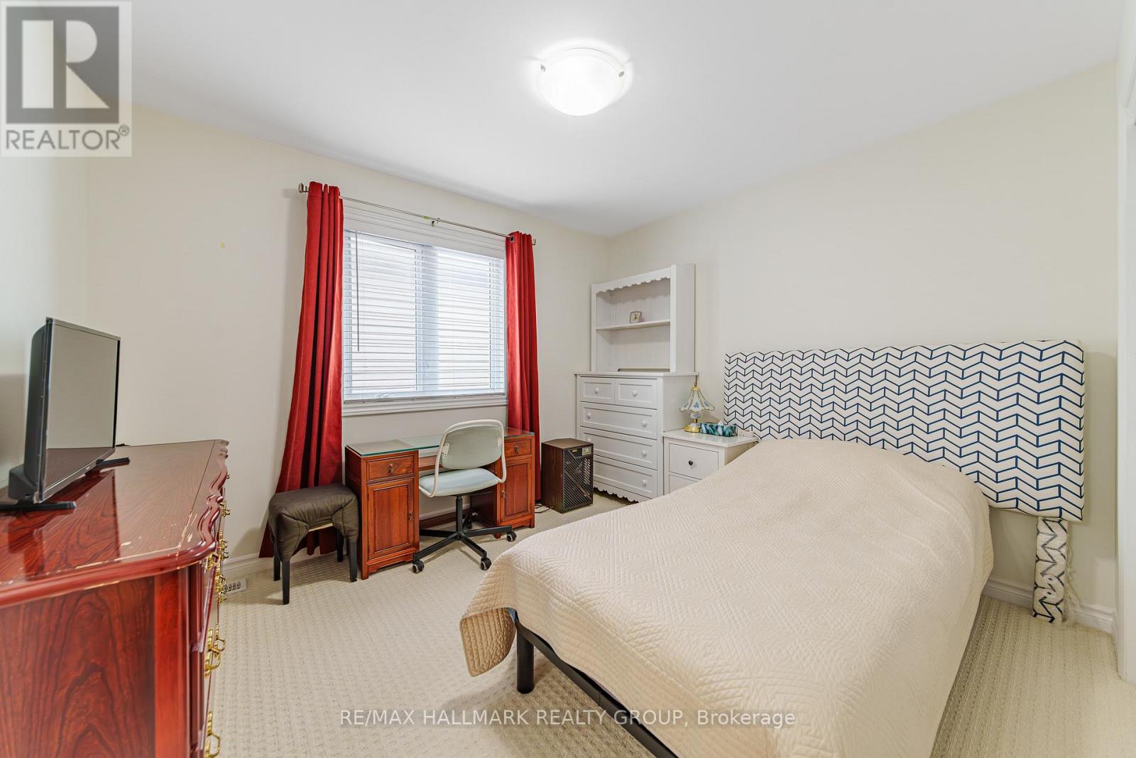 43 Cento Way, Ottawa, Ontario  K2S 0W4 - Photo 34 - X12888226