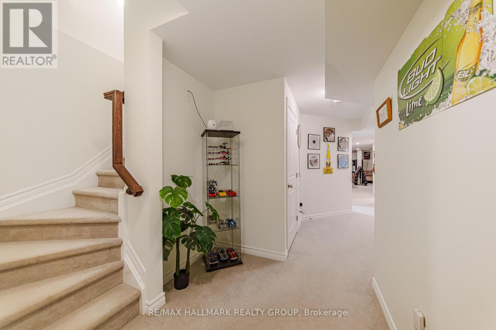 43 Cento Way, Ottawa, Ontario  K2S 0W4 - Photo 39 - X12888226