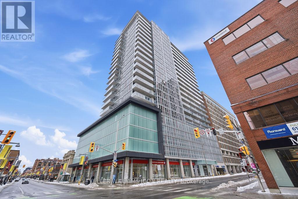 1301 - 324 Laurier Avenue W, Ottawa, Ontario  K1P 0A4 - Photo 1 - X12889676