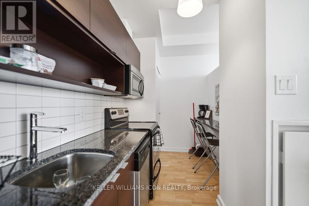1301 - 324 Laurier Avenue W, Ottawa, Ontario  K1P 0A4 - Photo 19 - X12889676