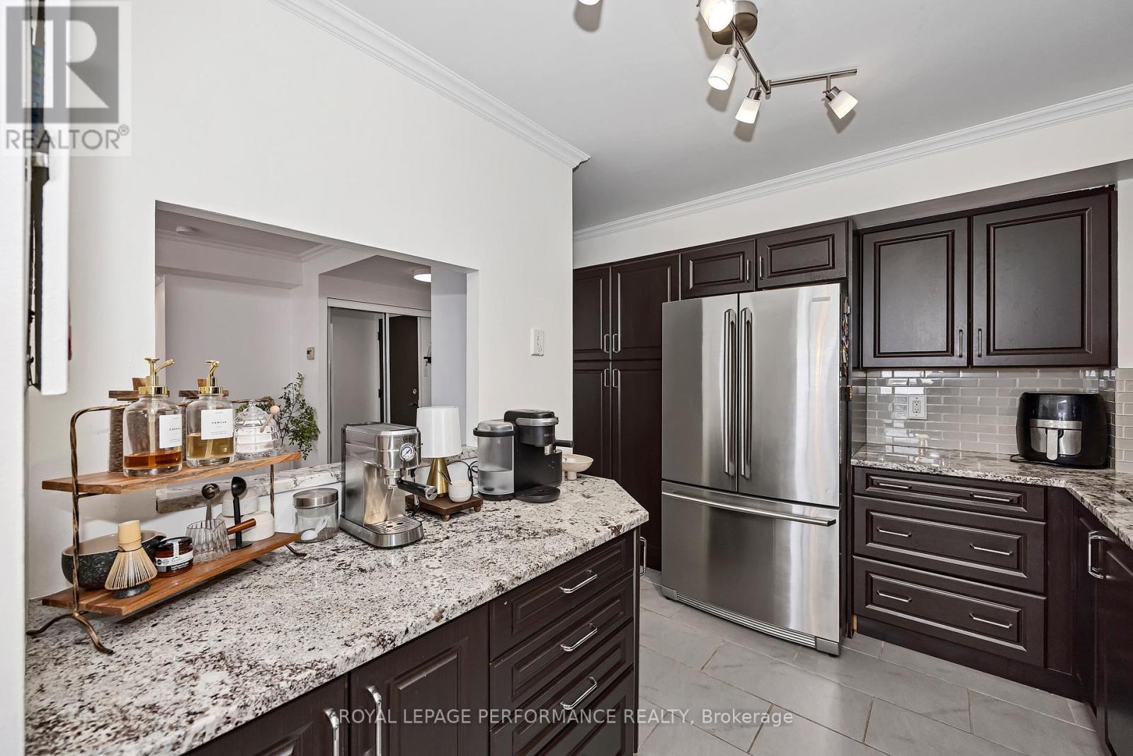 1512 - 2760 Carousel Crescent, Ottawa, Ontario  K1T 2N4 - Photo 11 - X12891430