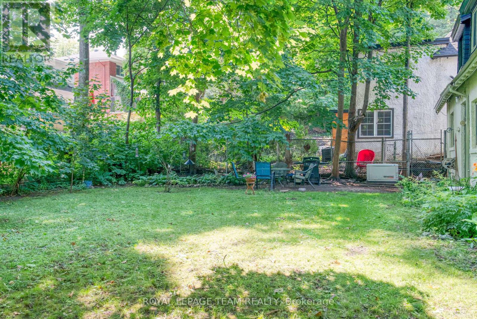 480 Oakhill Road, Ottawa, Ontario  K1M 1J6 - Photo 21 - X12891554