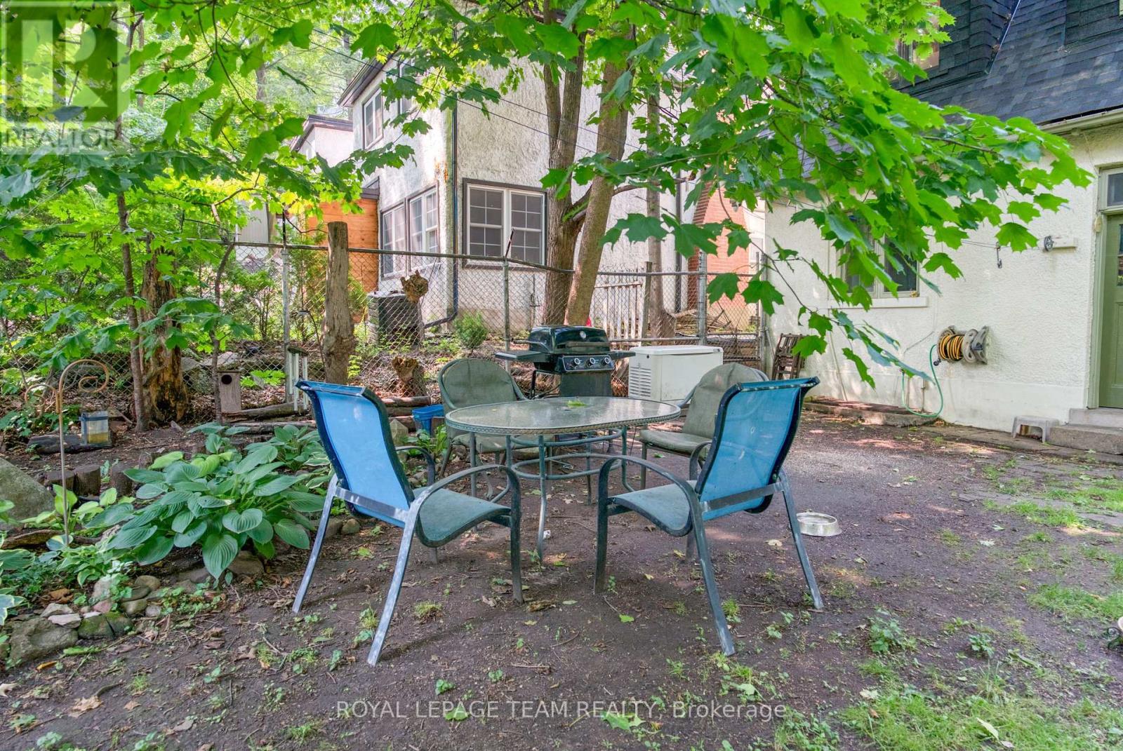 480 Oakhill Road, Ottawa, Ontario  K1M 1J6 - Photo 23 - X12891554
