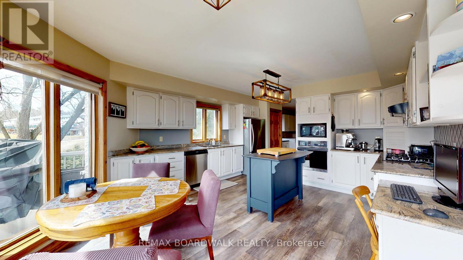 806 River Acres Drive, Elizabethtown-Kitley, Ontario  K6V 5T1 - Photo 18 - X12892176