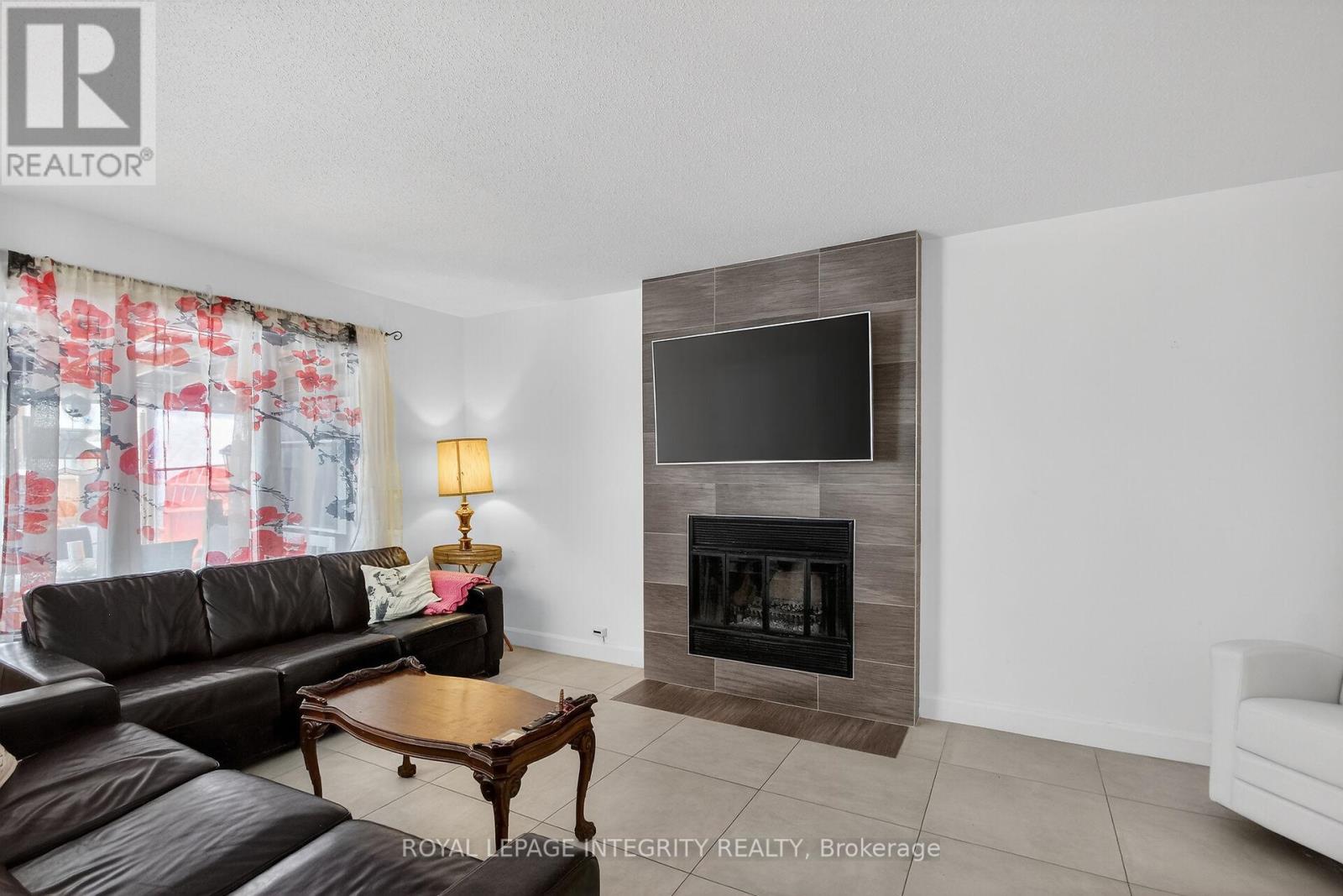 2092 Legrand Crescent, Ottawa, Ontario  K1E 3T6 - Photo 18 - X12894646