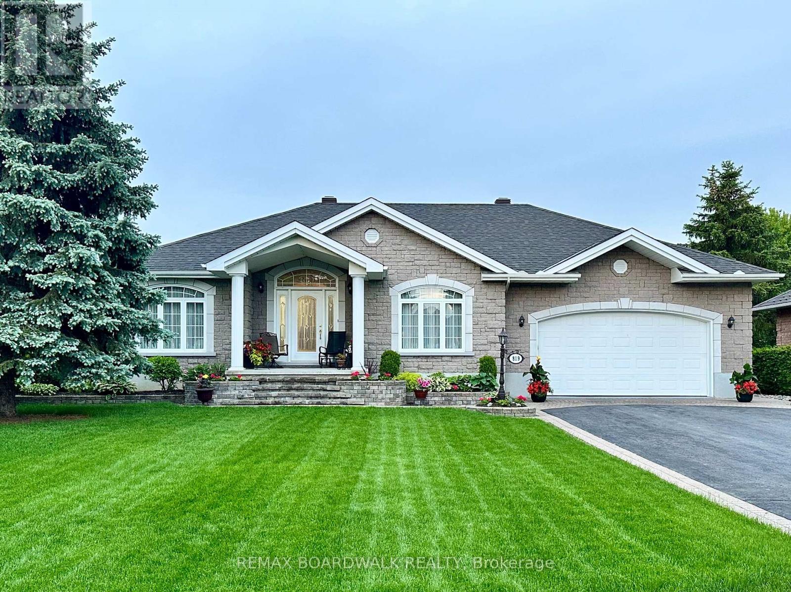 819 LAVAL STREET, Casselman, Ontario
