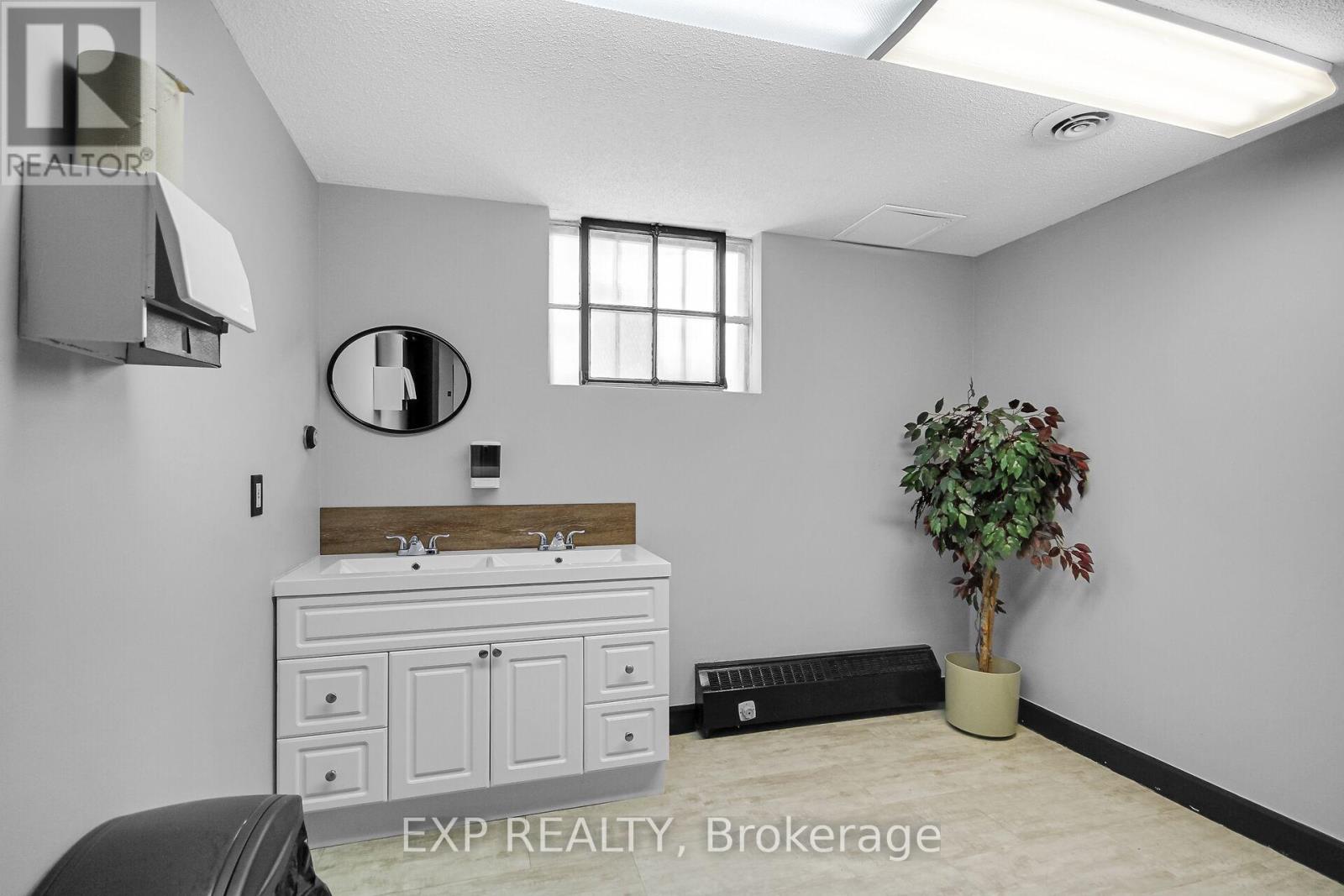12 Maple Avenue, Smiths Falls, Ontario  K7A 1Z5 - Photo 13 - X12896180