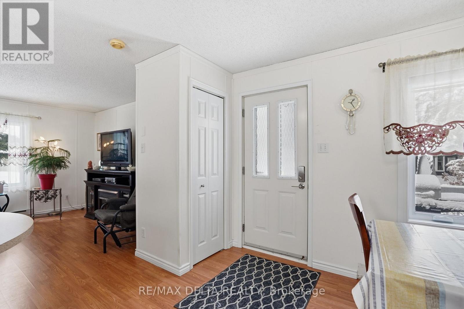 28-5279 County Road 17 Highway, Alfred And Plantagenet, Ontario  K0B 1A0 - Photo 10 - X12896852