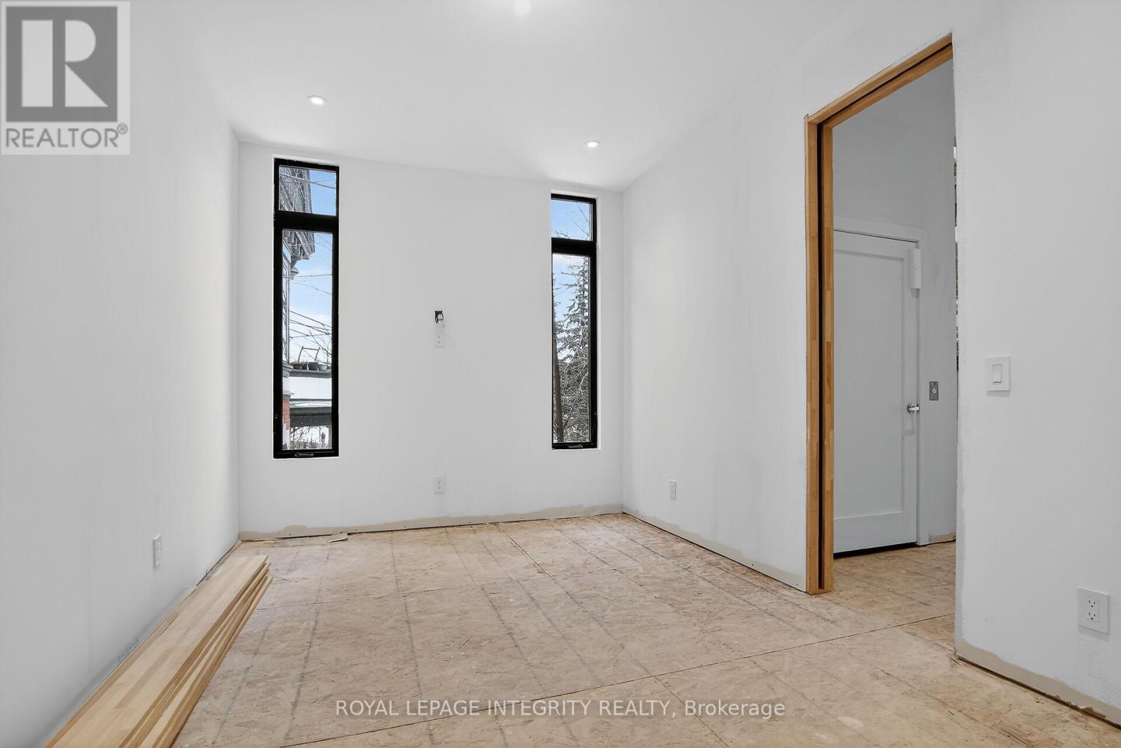 112 Queen Elizabeth Drive, Ottawa, Ontario  K2P 0Z5 - Photo 24 - X12896862