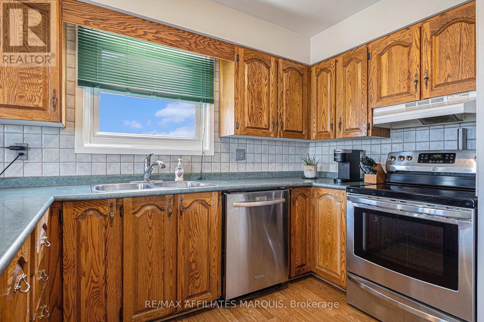 74 Colonel By Crescent, Smiths Falls, Ontario  K7A 5B6 - Photo 14 - X12897754